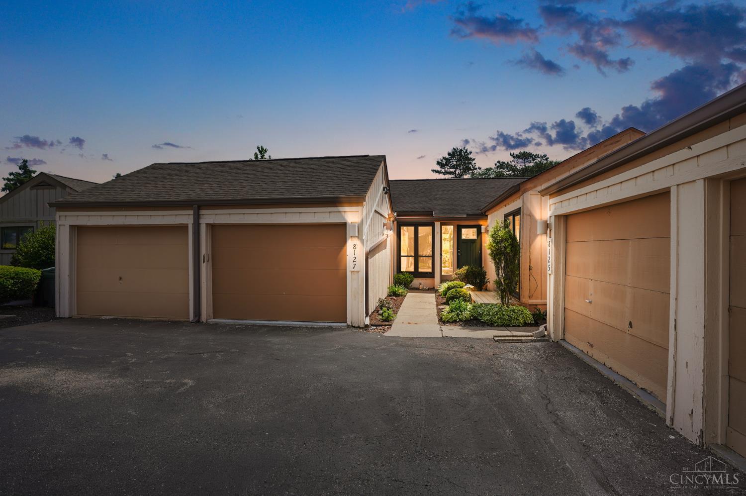 8127 Timbertree Way