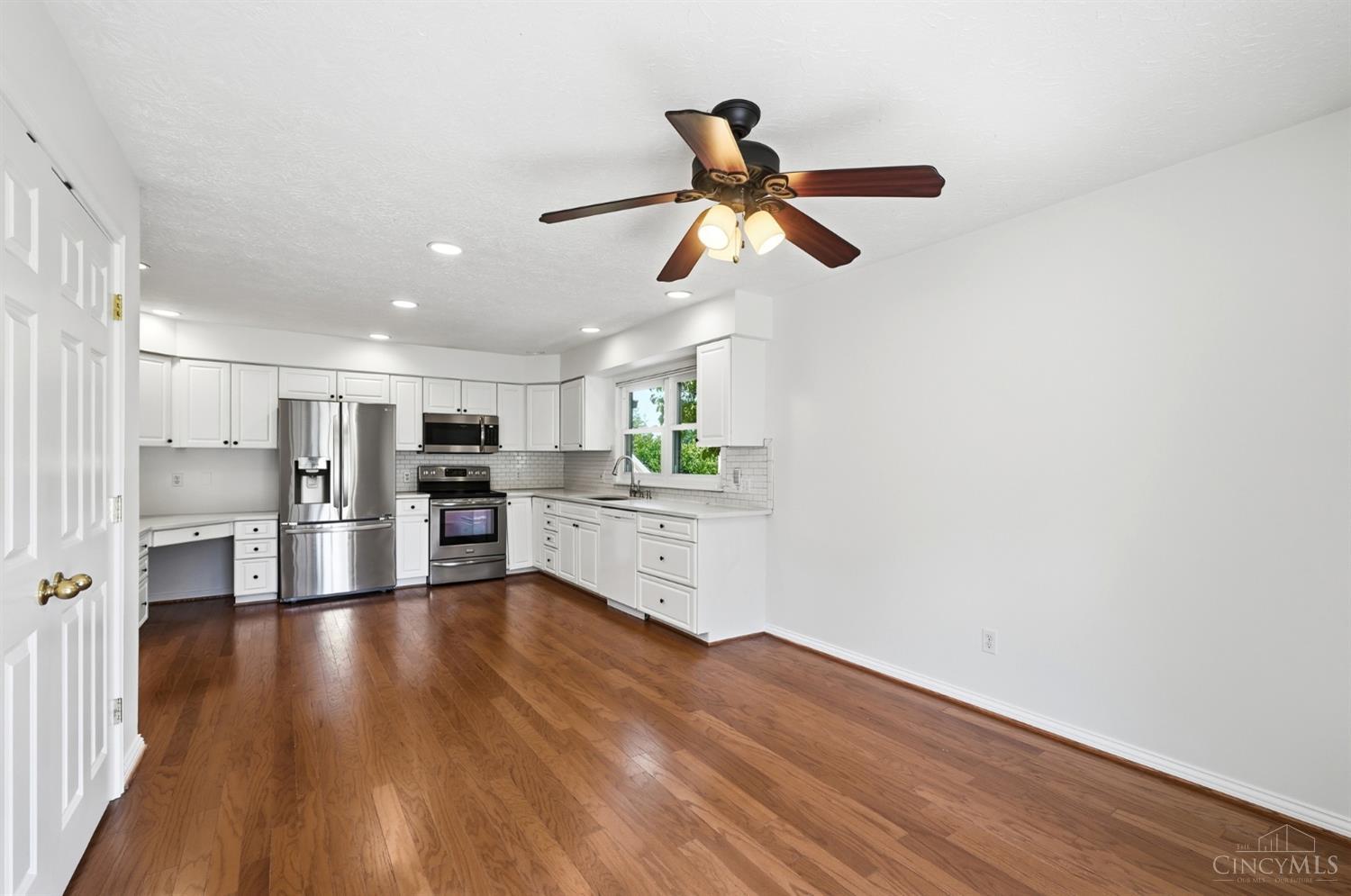 8127 Timbertree Way