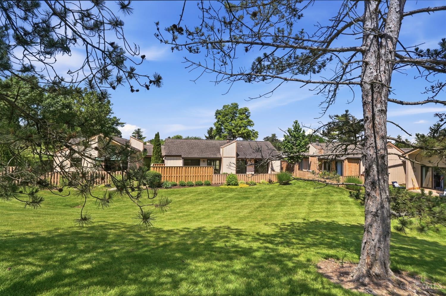 8127 Timbertree Way