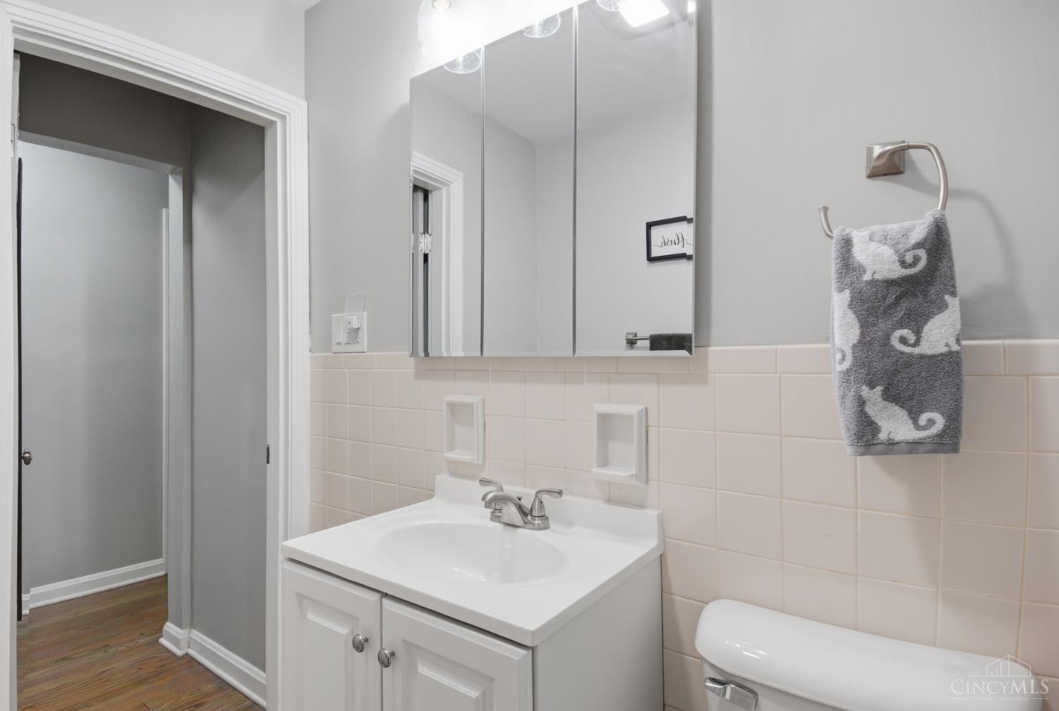 3722 Maplewood Drive