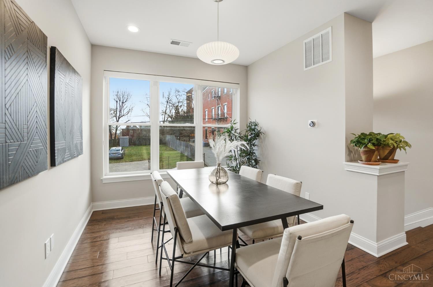 546 Slack Street
