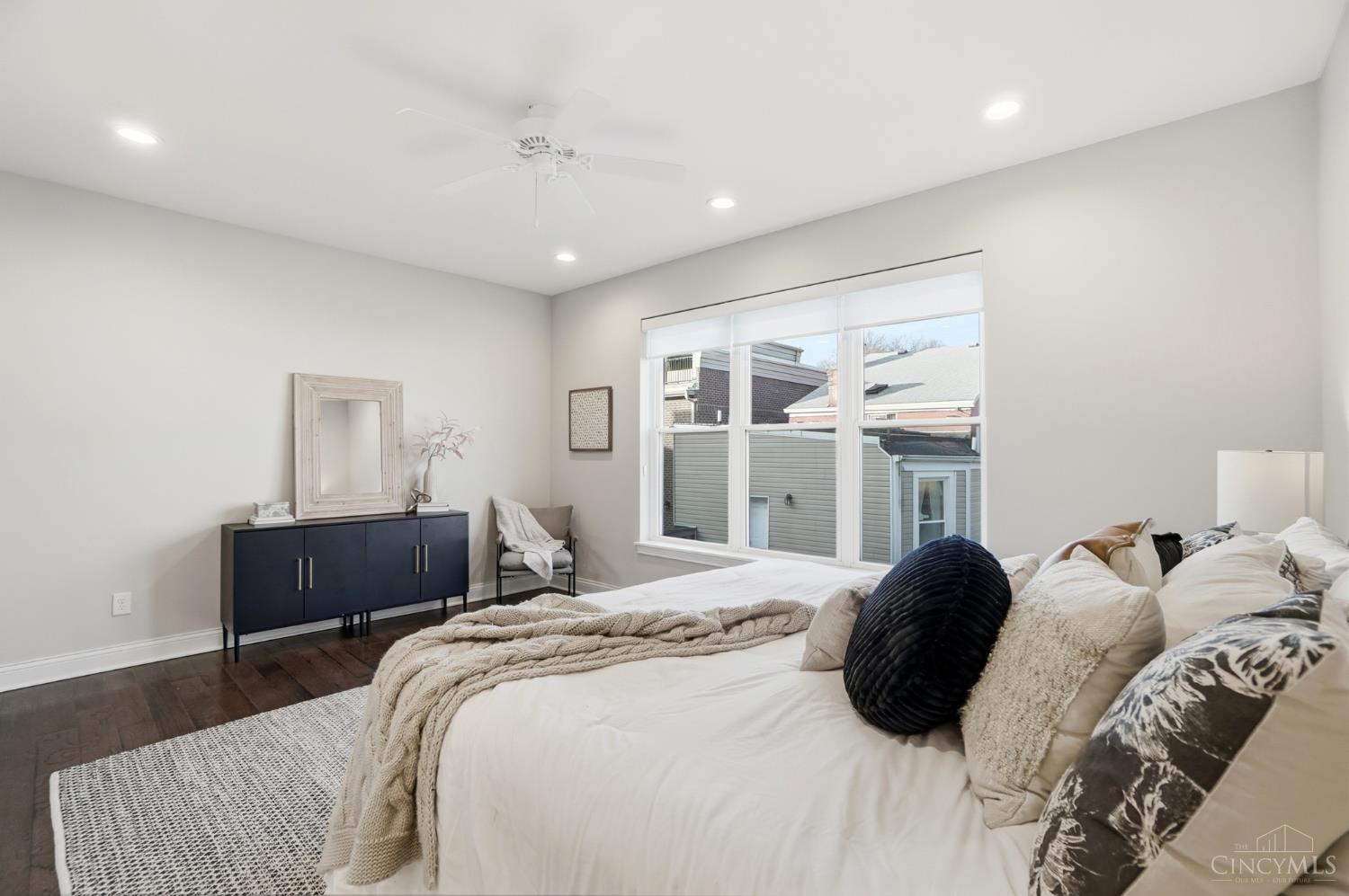 546 Slack Street