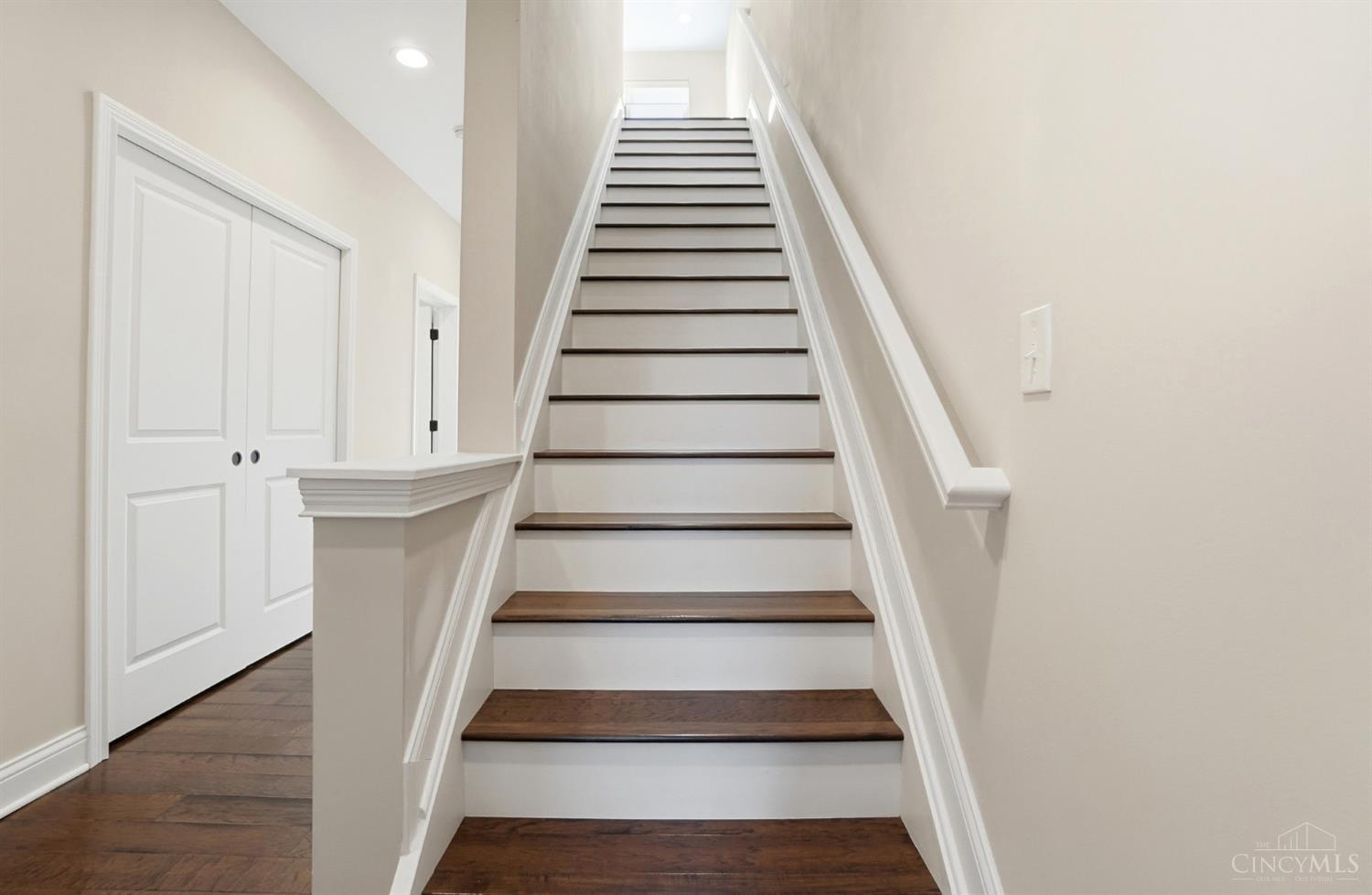 546 Slack Street
