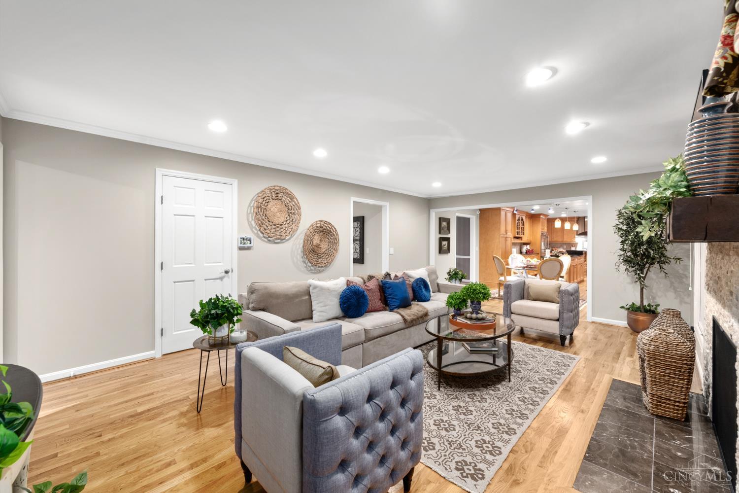 9943 Huntersrun Lane