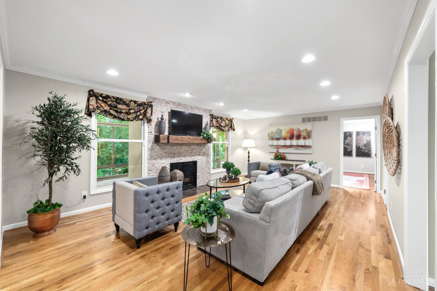 9943 Huntersrun Lane