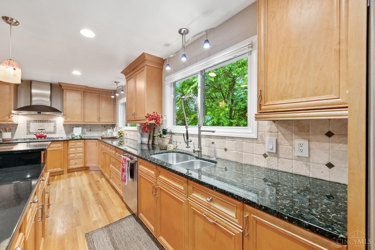 9943 Huntersrun Lane