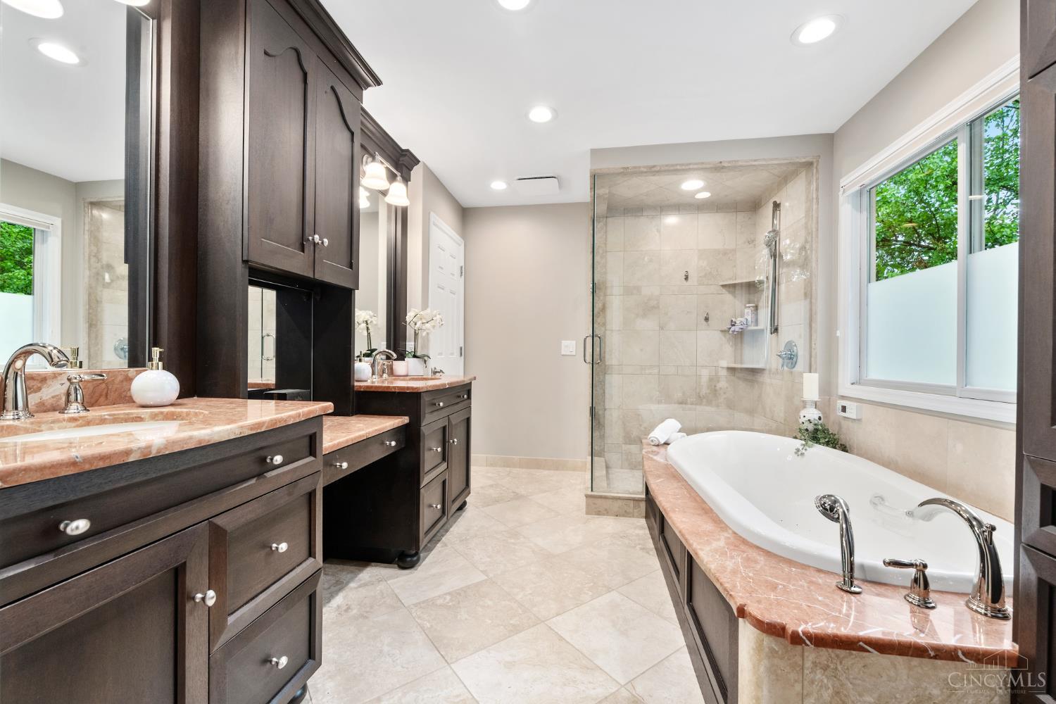 9943 Huntersrun Lane