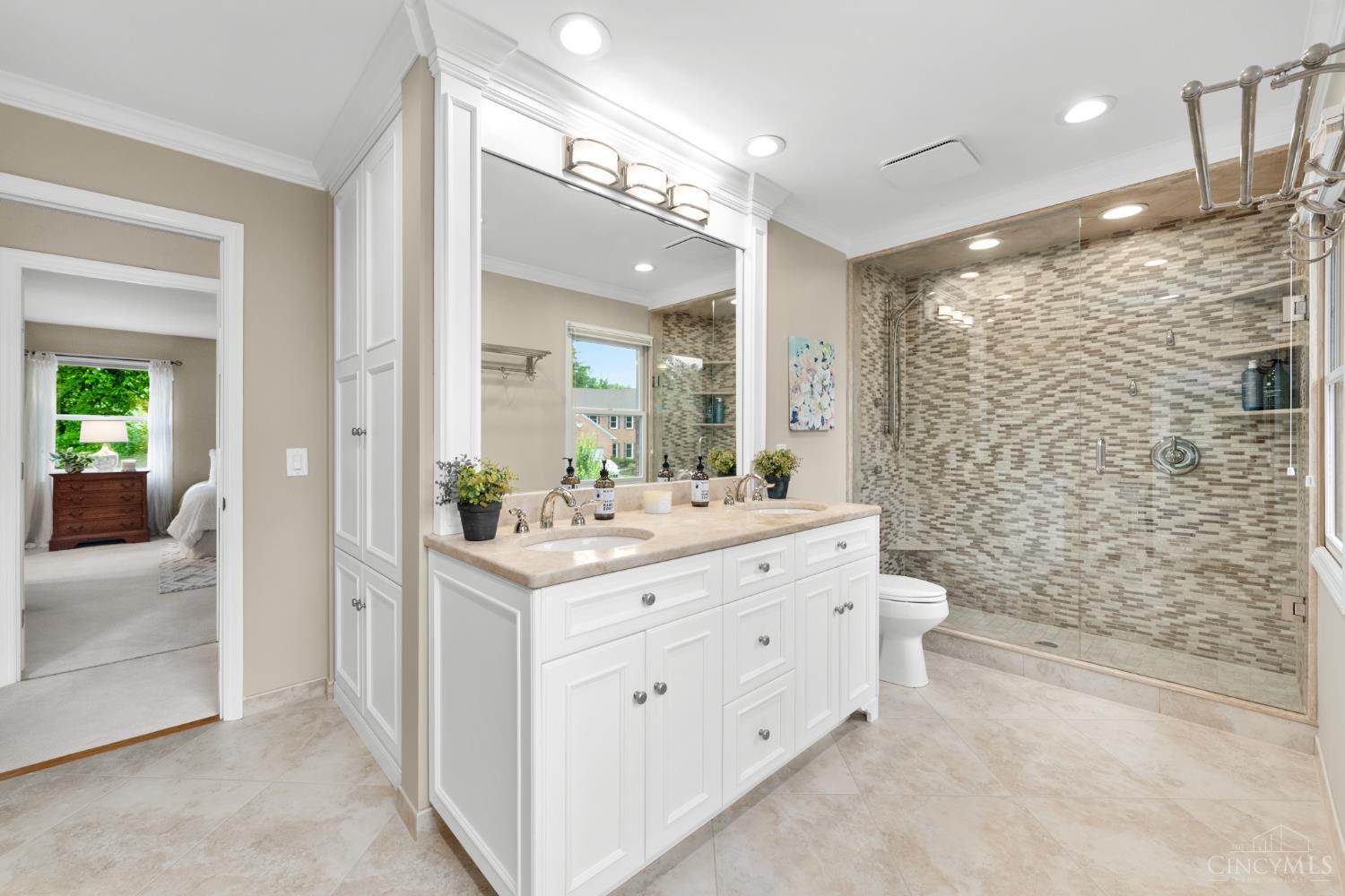 9943 Huntersrun Lane