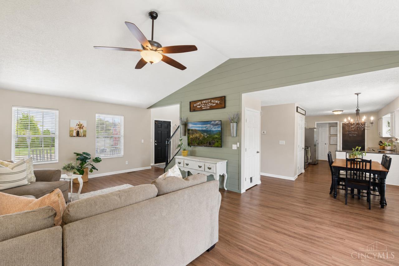 1130 Linford Circle