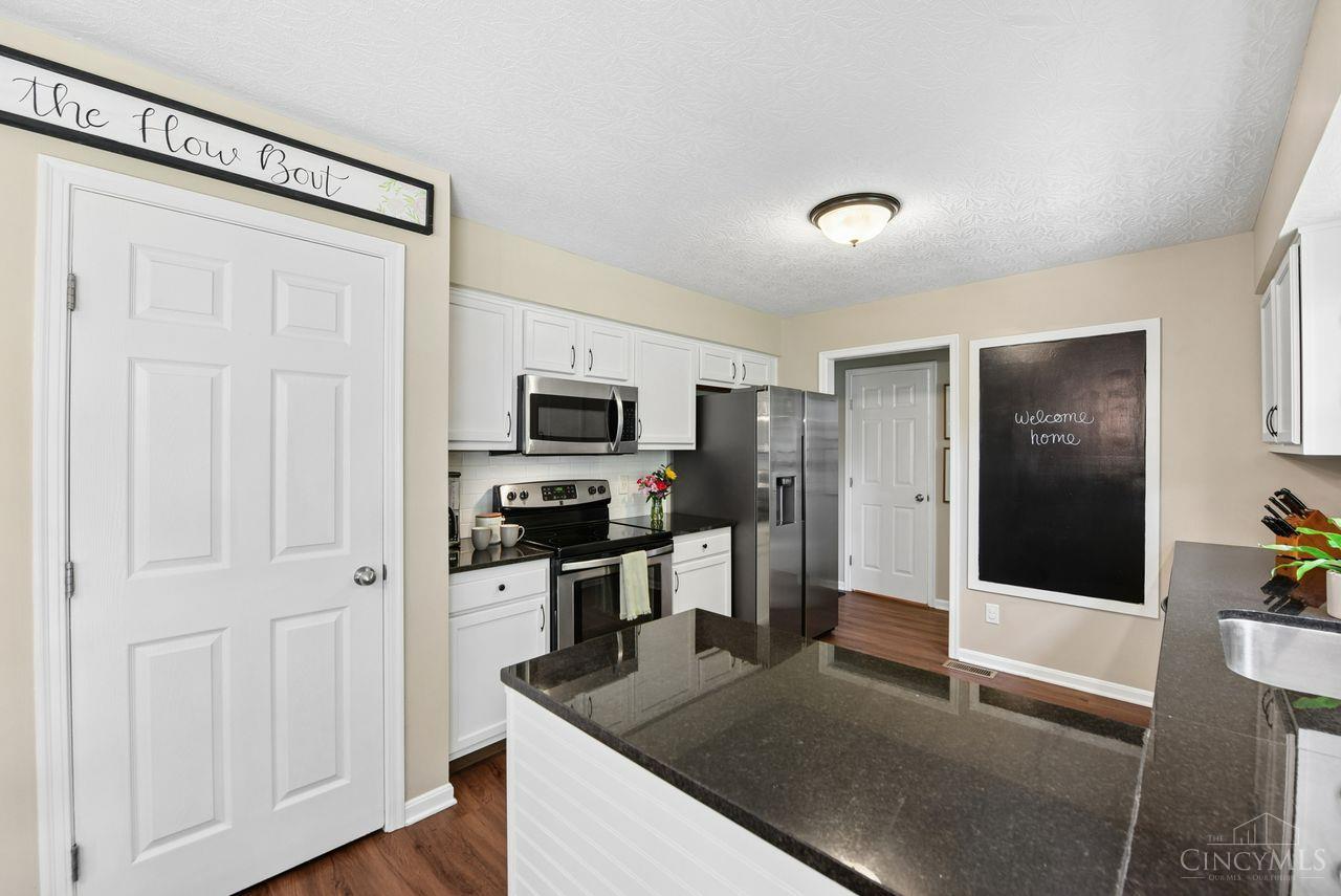 1130 Linford Circle