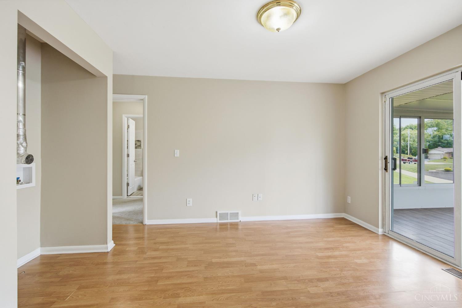 3571 Horncastle Drive