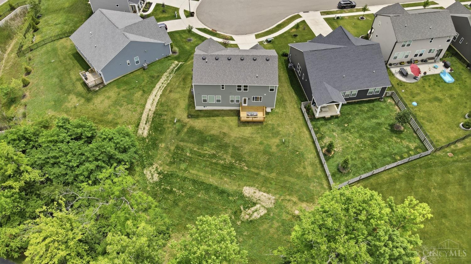 974 Crestpoint Court