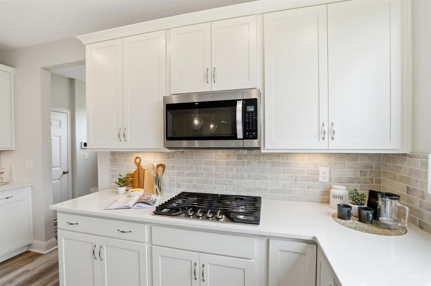 974 Crestpoint Court