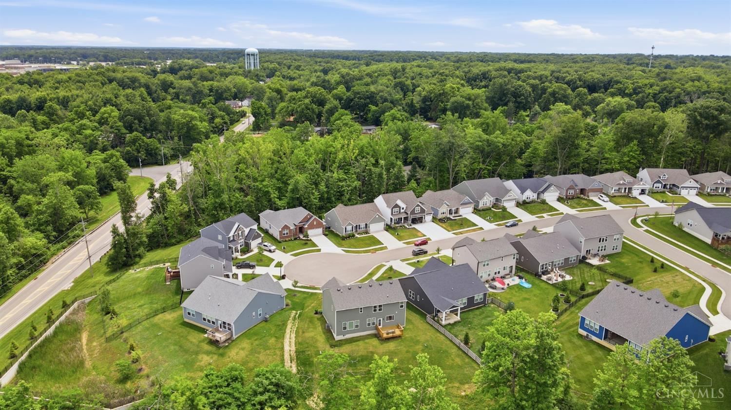 974 Crestpoint Court