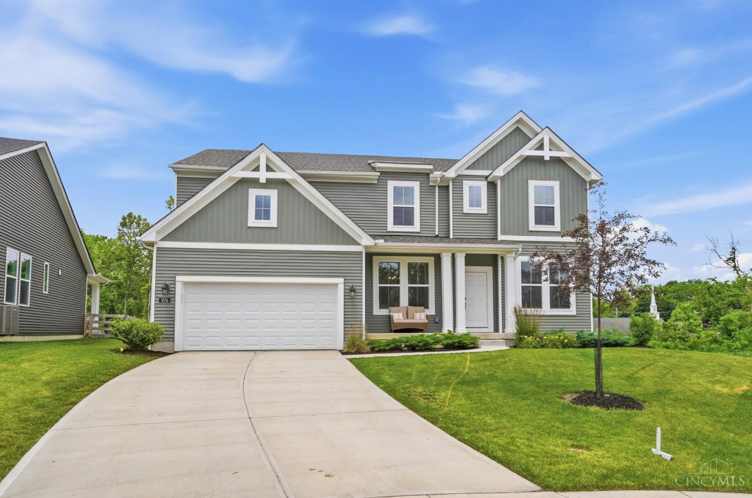 974 Crestpoint Court