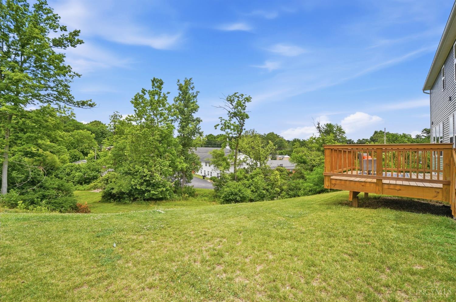 974 Crestpoint Court