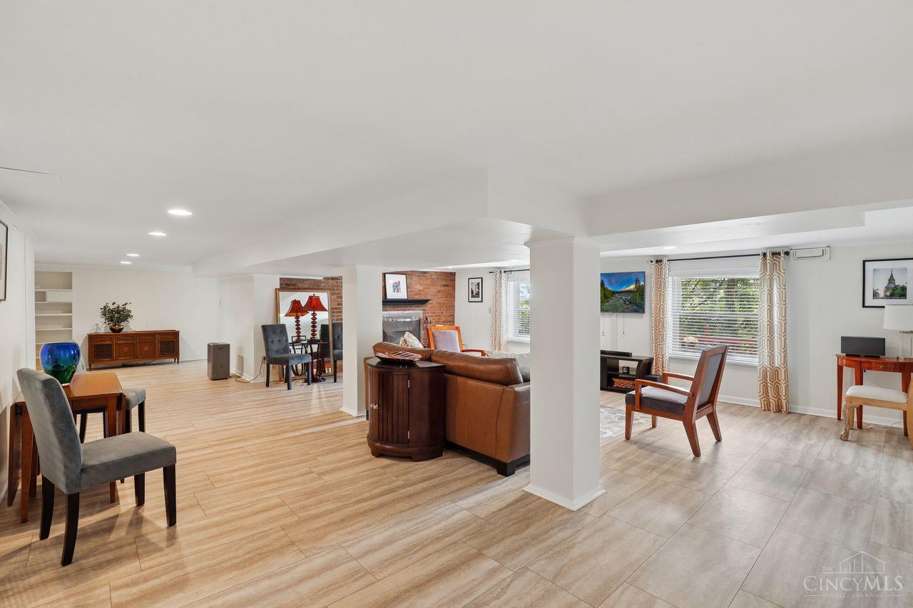3685 Davenant Avenue