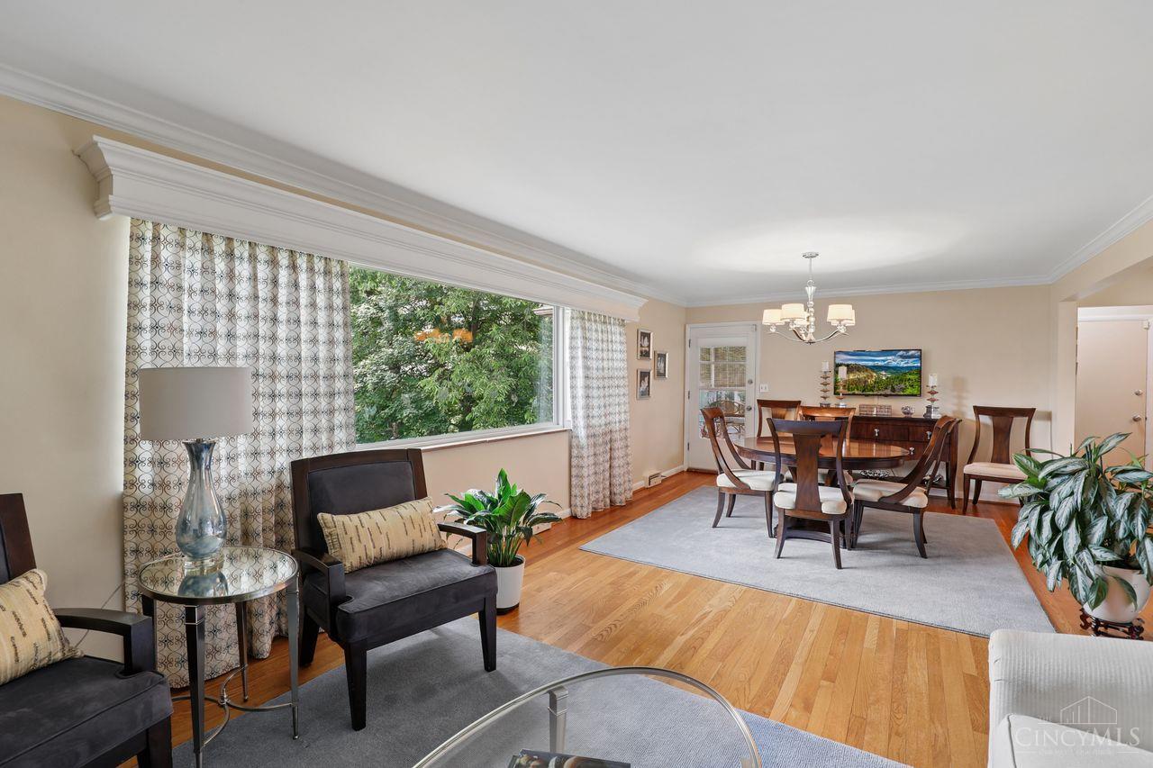 3685 Davenant Avenue