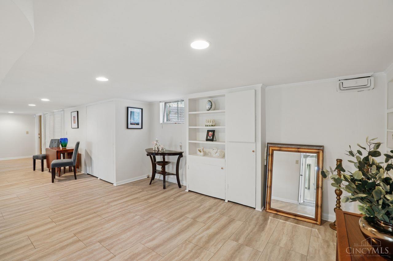 3685 Davenant Avenue