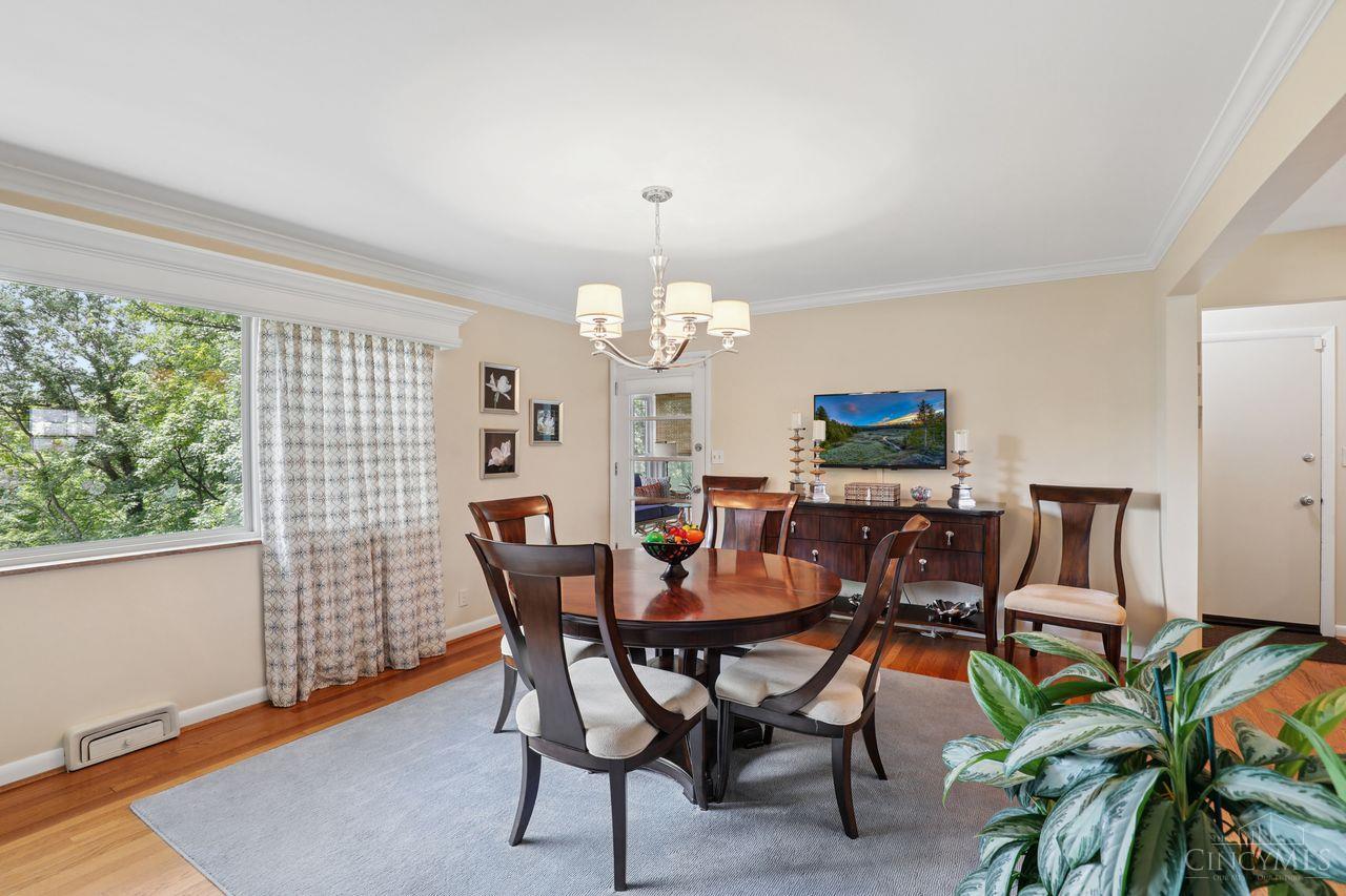 3685 Davenant Avenue