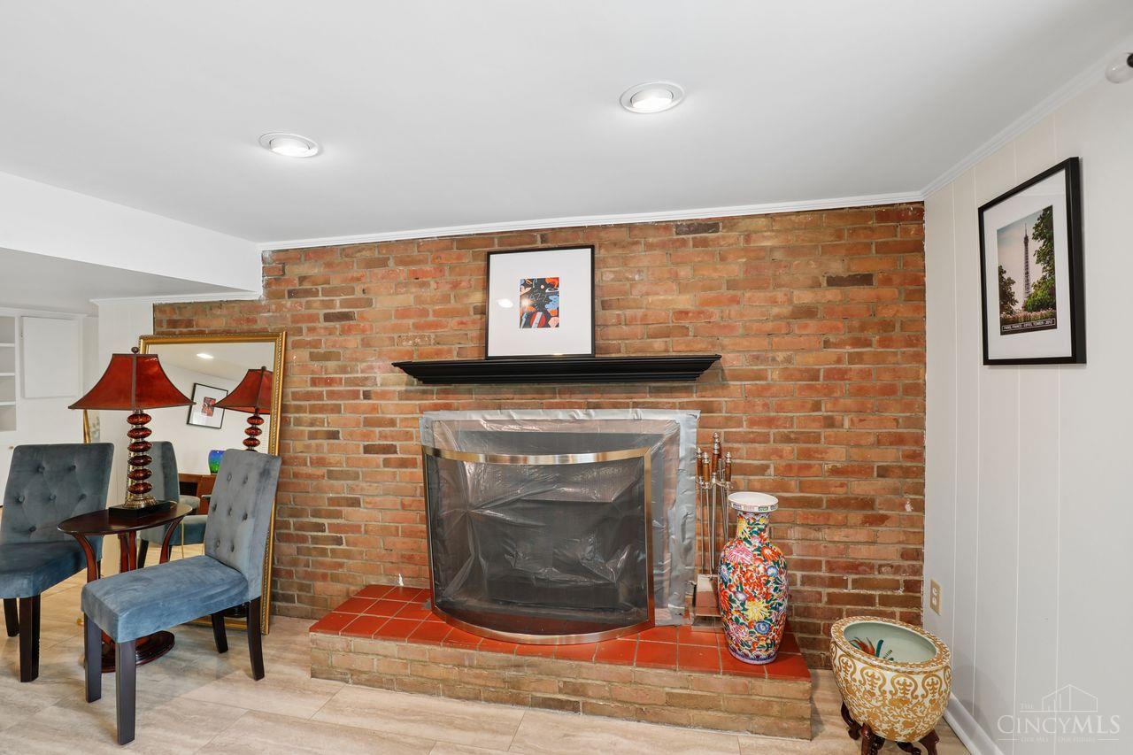 3685 Davenant Avenue