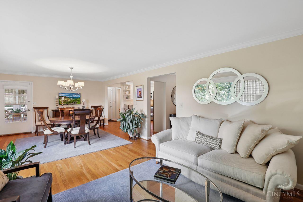 3685 Davenant Avenue
