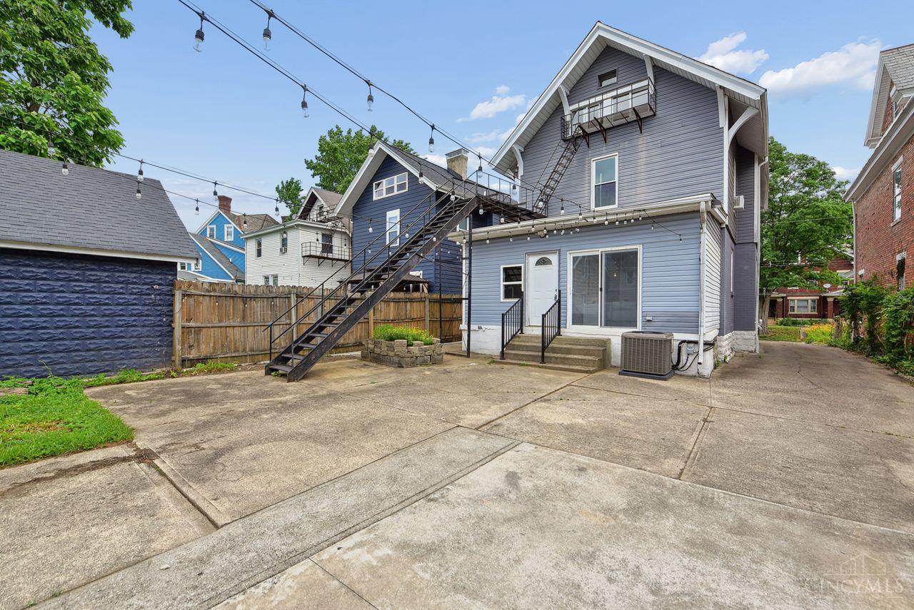 2249 Monroe Avenue