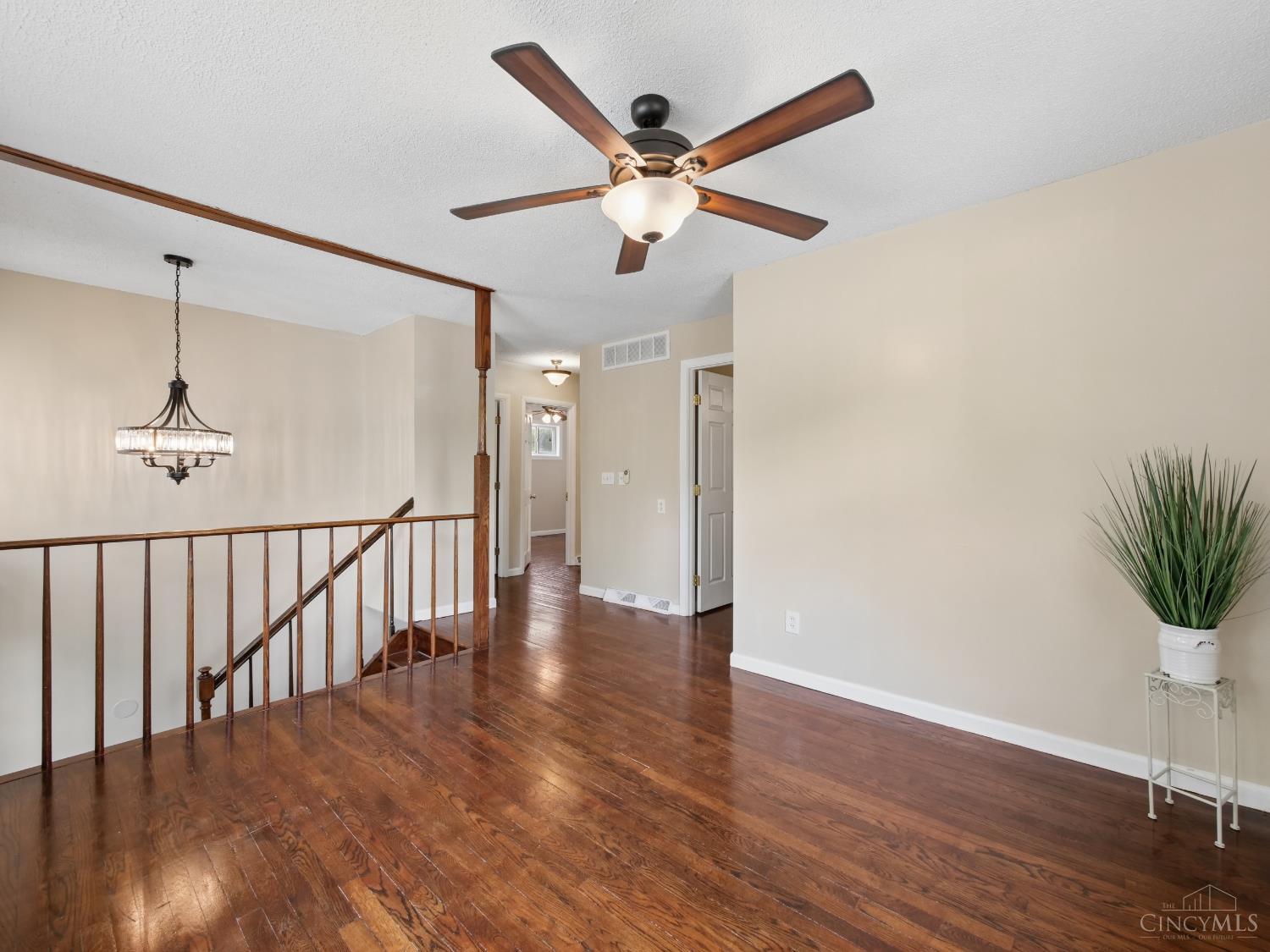 11623 Kenn Road
