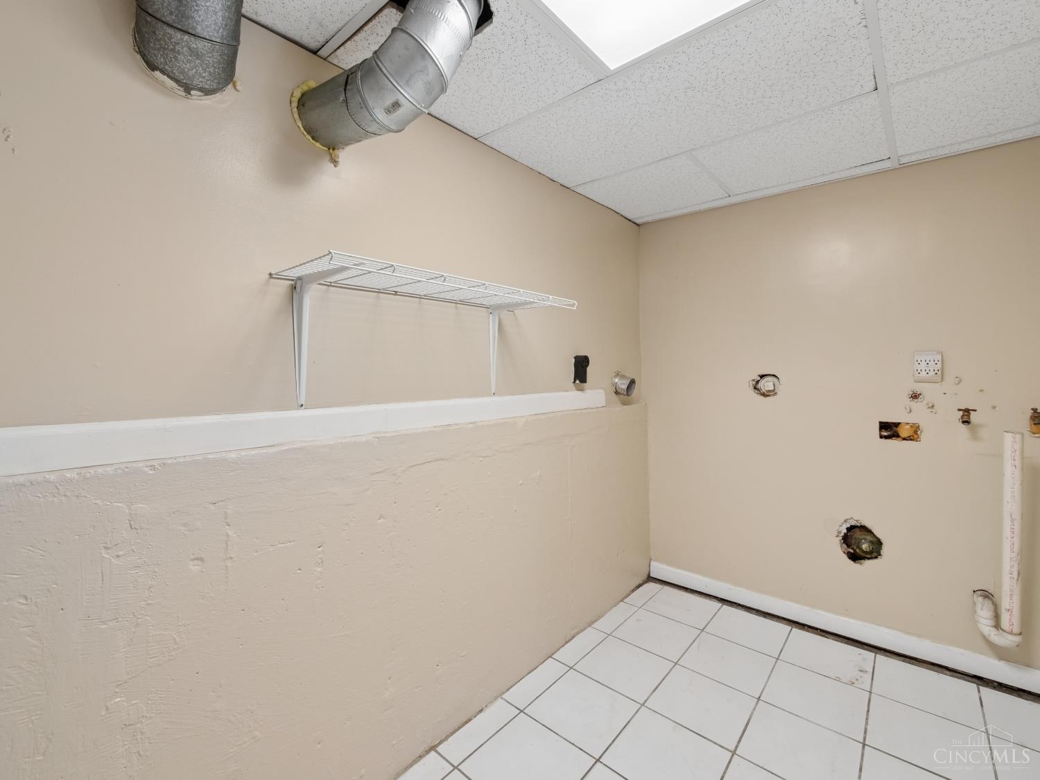 11623 Kenn Road