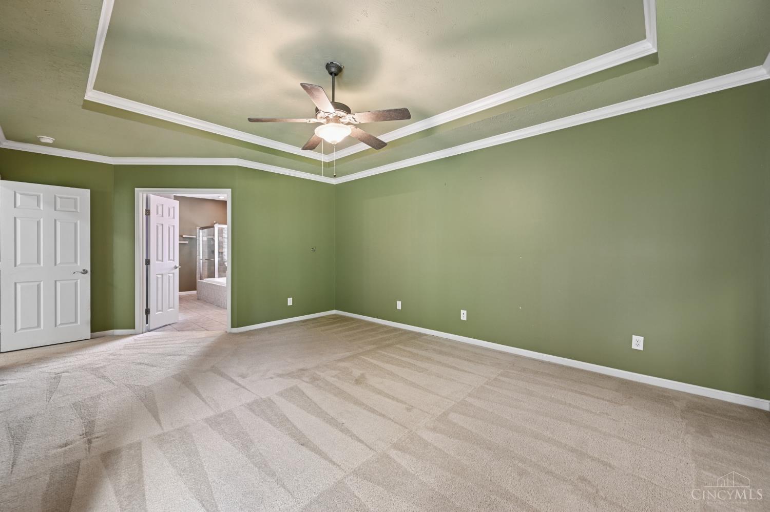 5252 Venetian