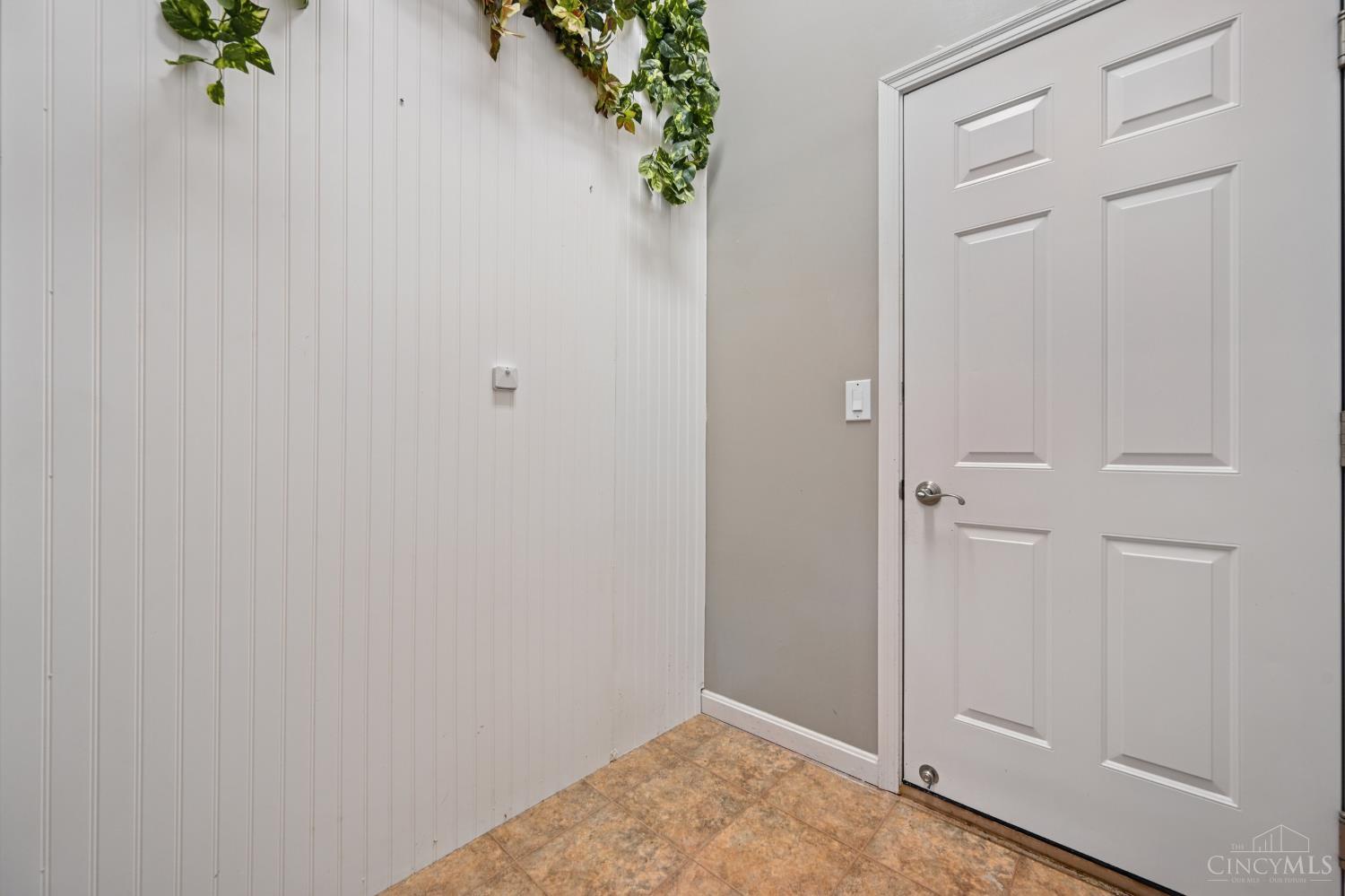 5252 Venetian
