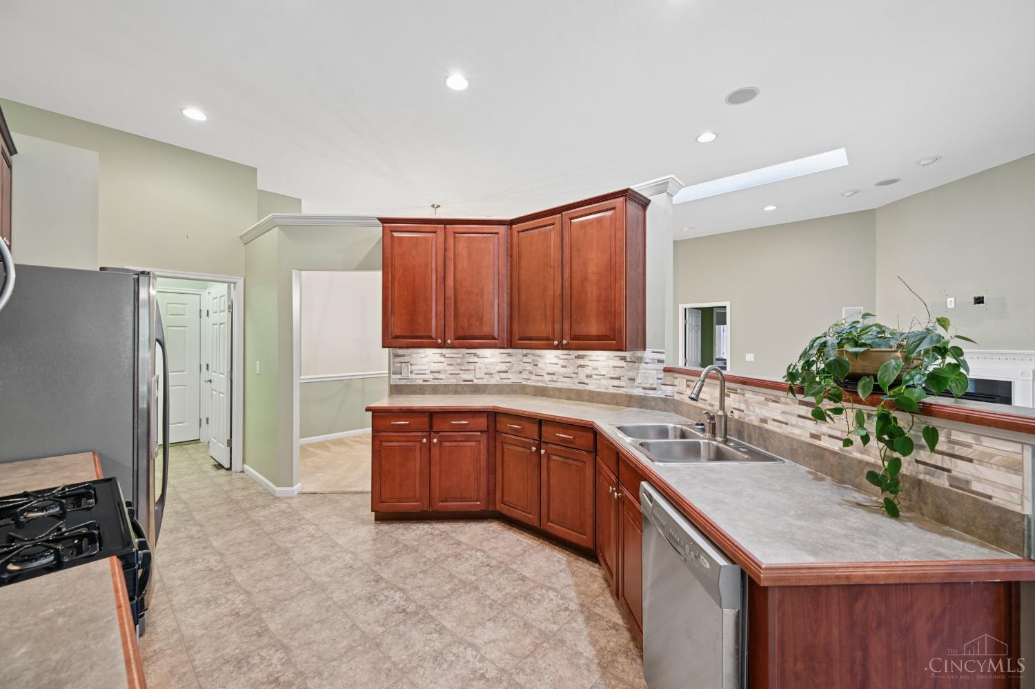 5252 Venetian