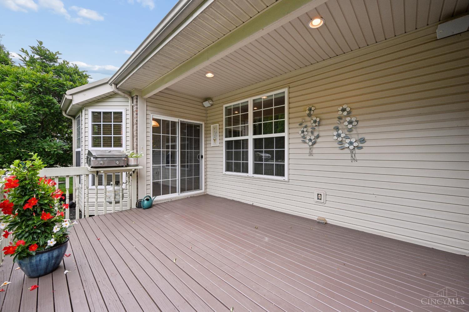 5252 Venetian