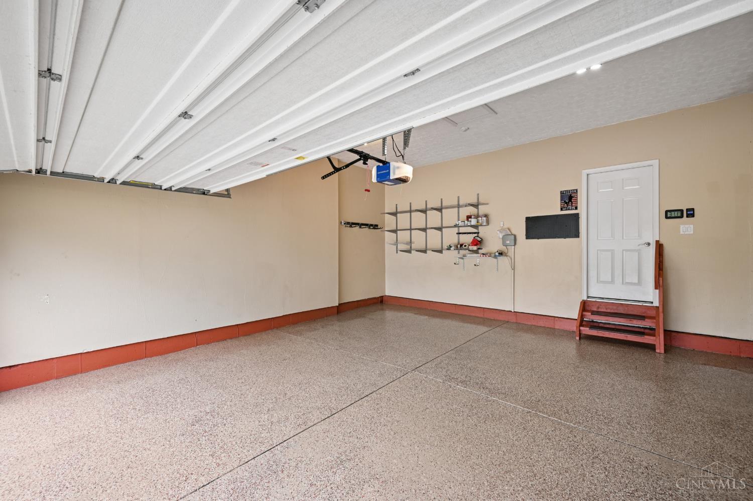 5252 Venetian
