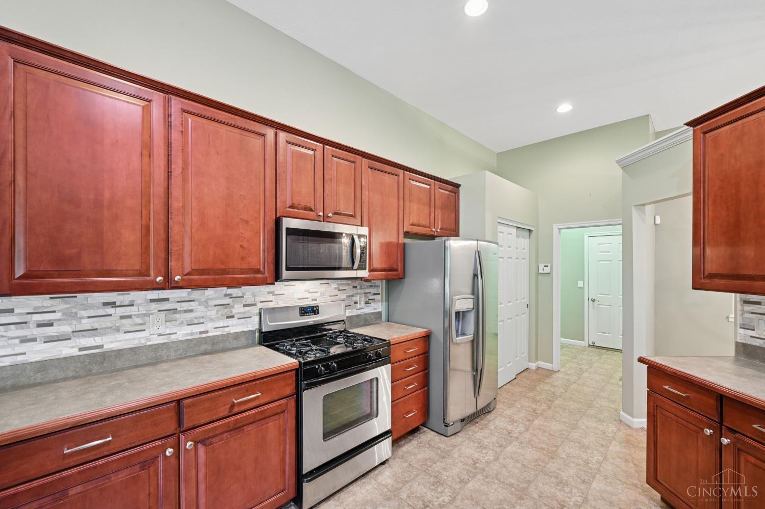 5252 Venetian