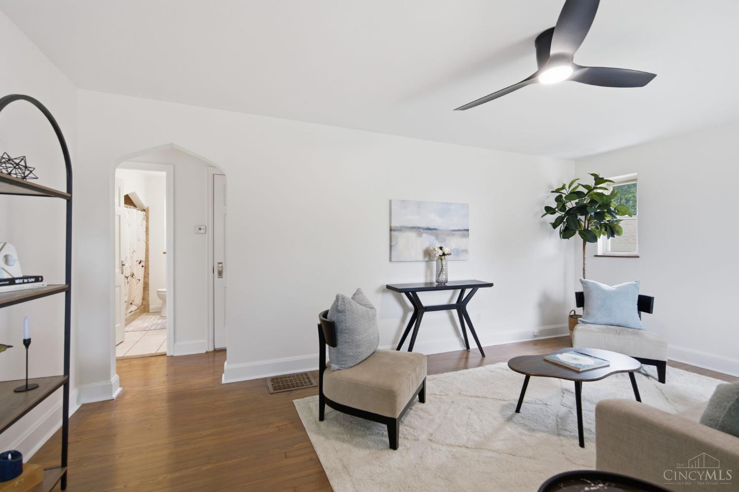 5482 Lawrence Road