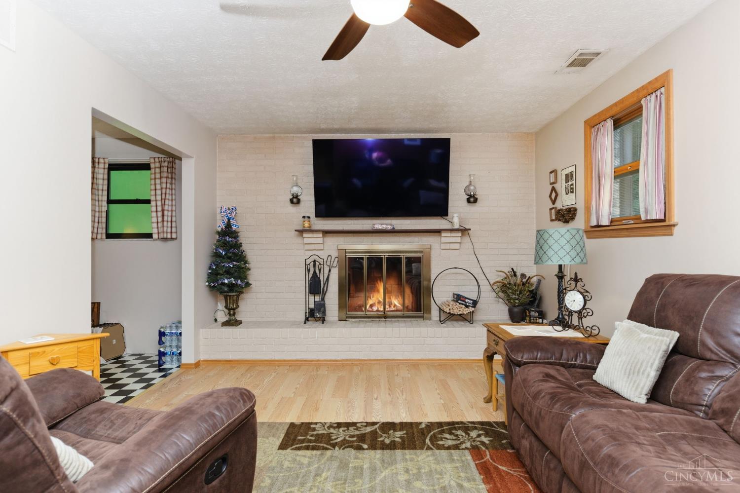 3623 Lewis Road