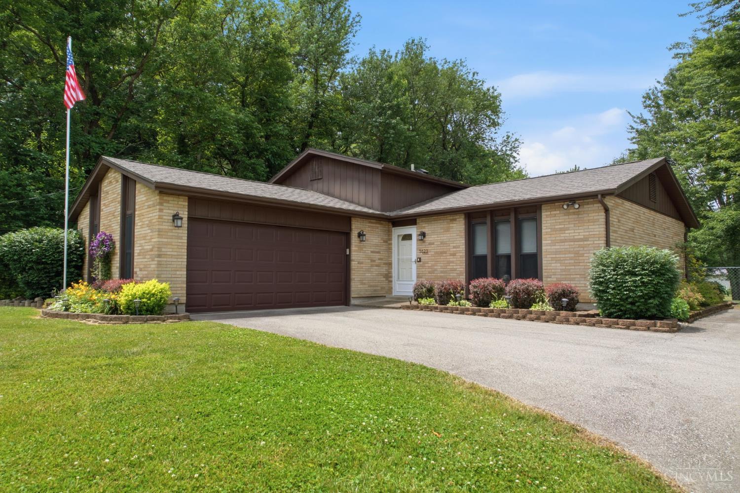 3623 Lewis Road