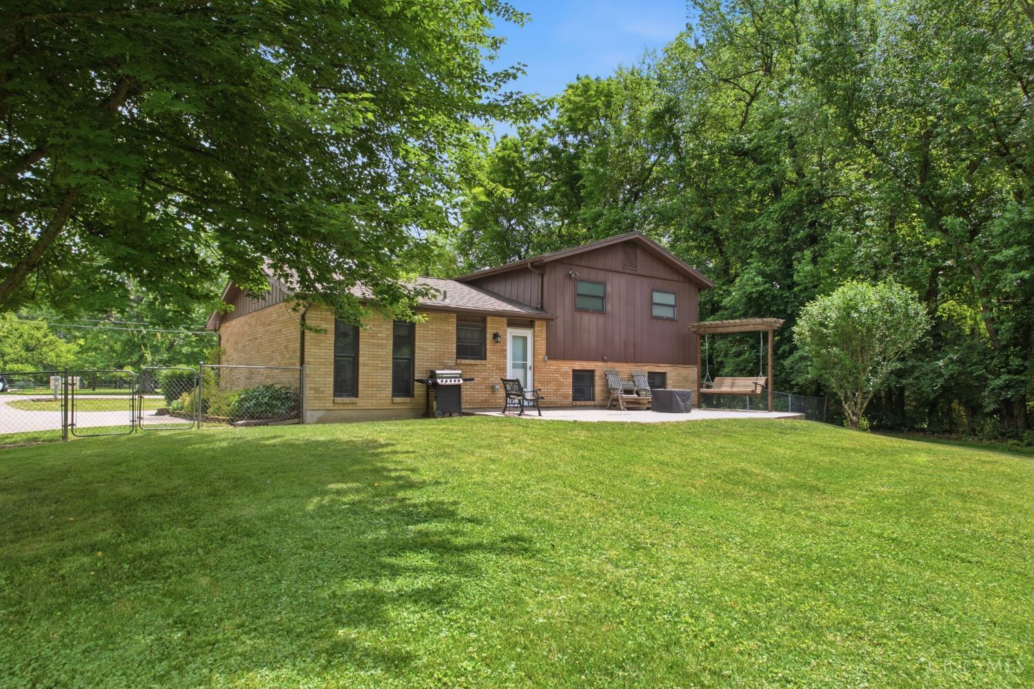 3623 Lewis Road