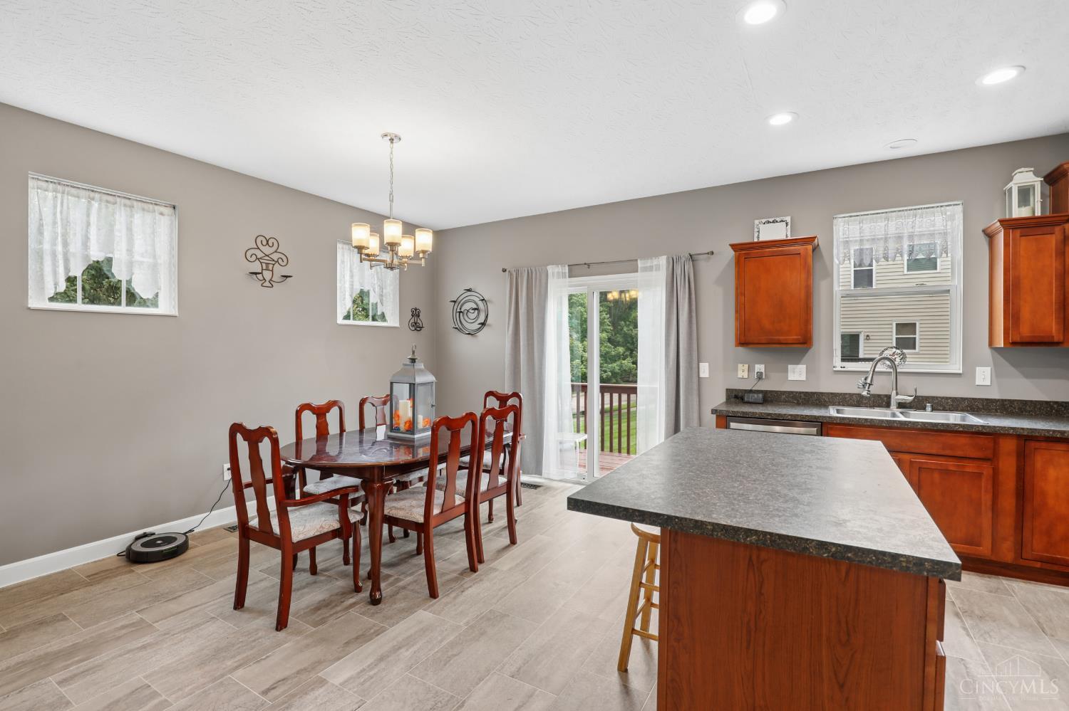 1500 Quarter Horse Circle