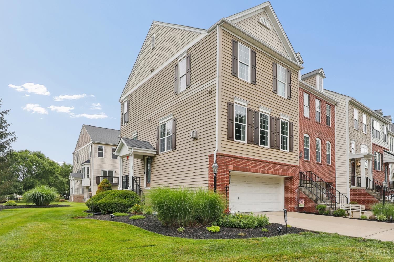 1500 Quarter Horse Circle