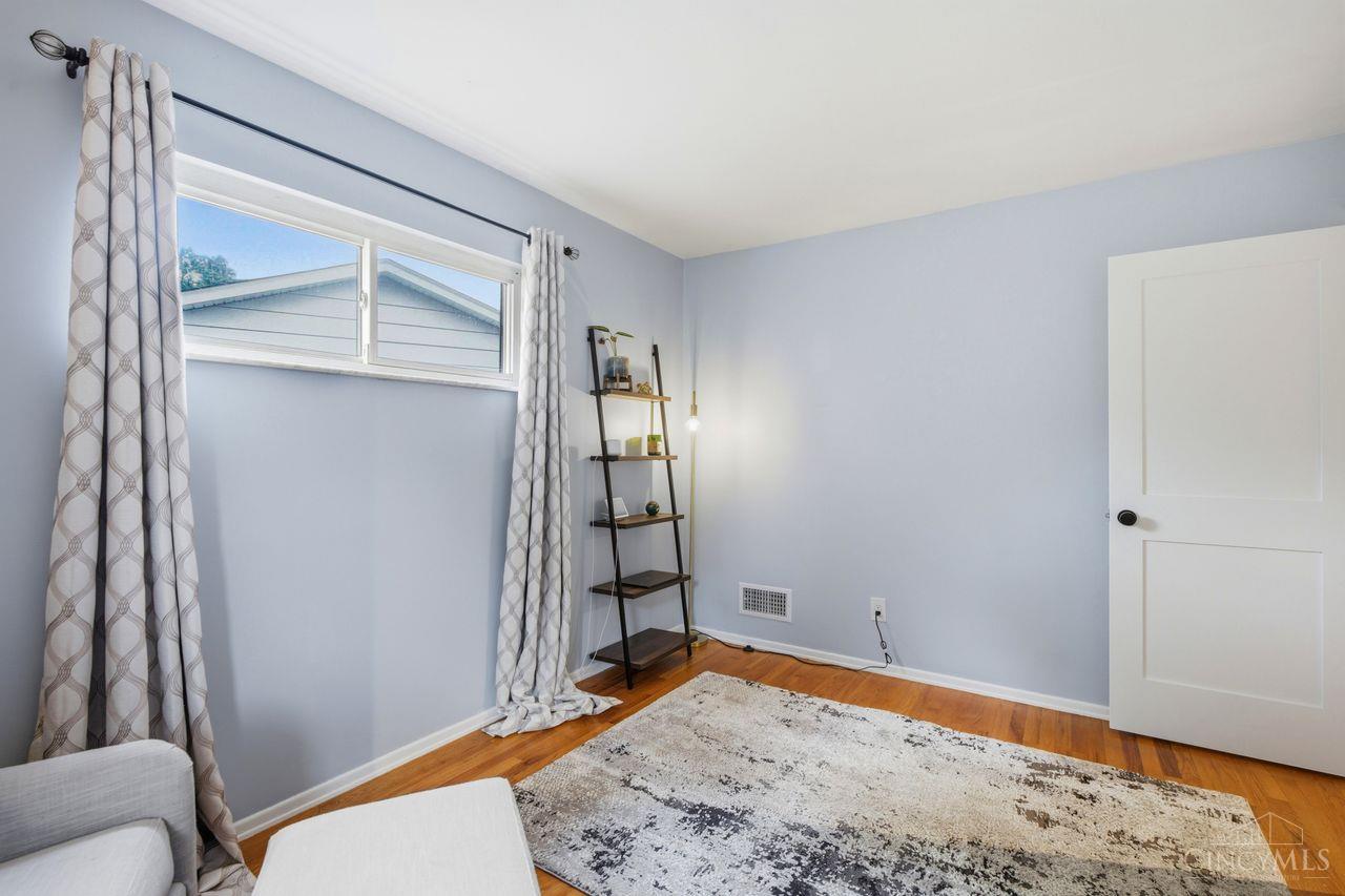 1302 Moonkist Court