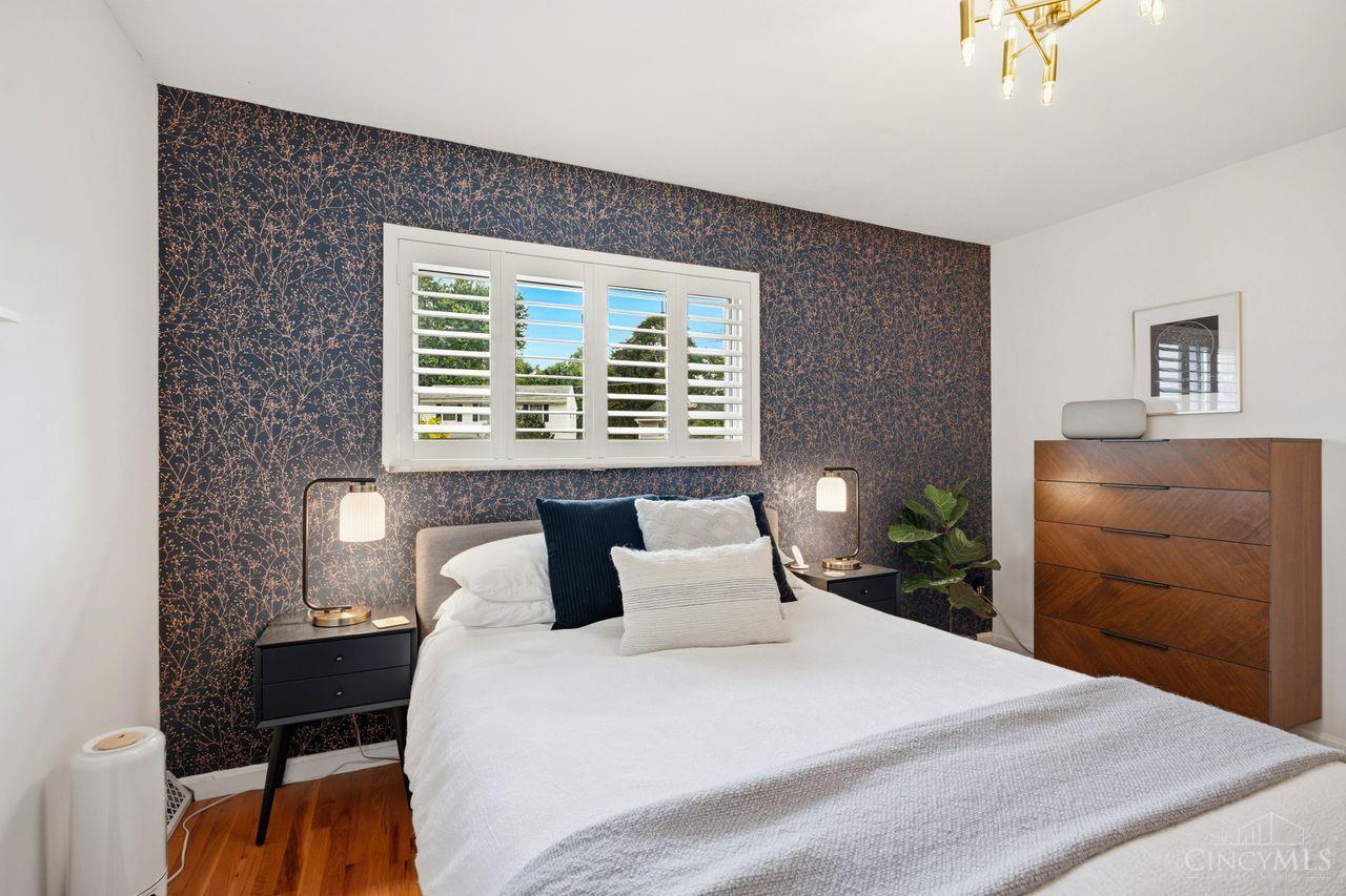 1302 Moonkist Court