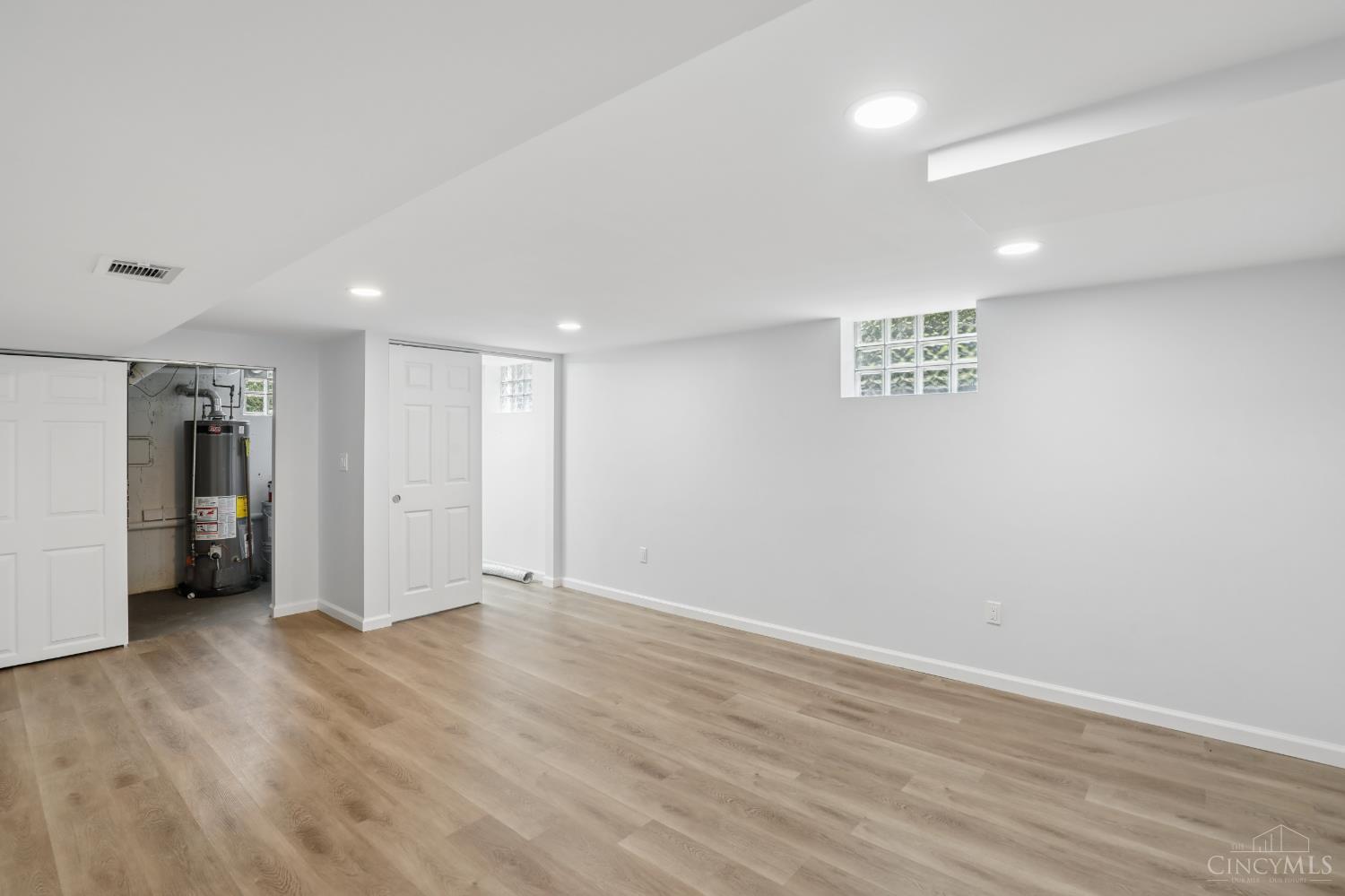 4136 Pleasure Drive