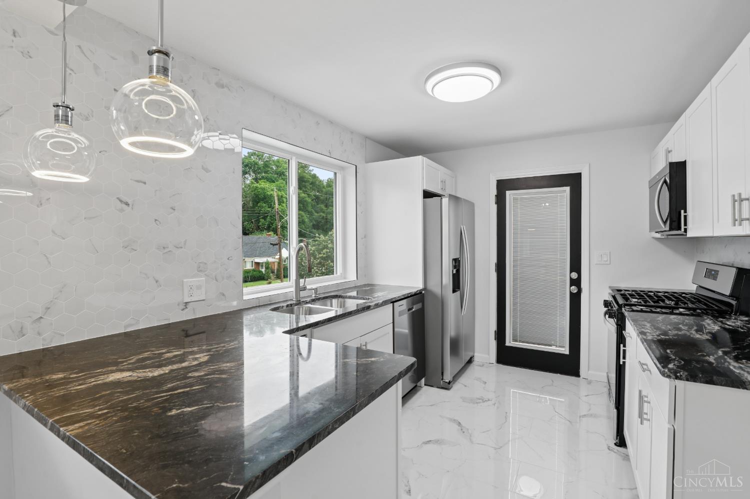 4136 Pleasure Drive