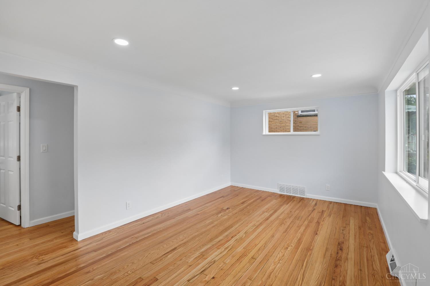 4136 Pleasure Drive