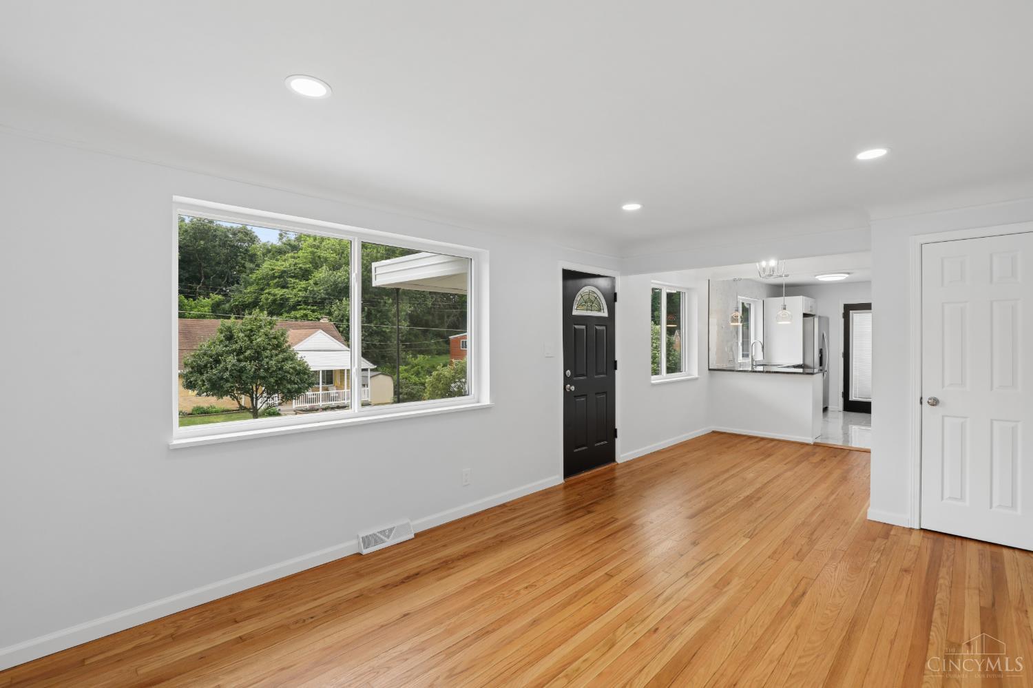 4136 Pleasure Drive