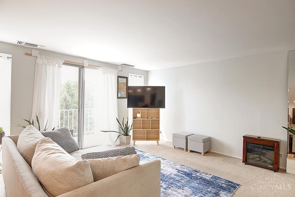 2230 S Patterson 63