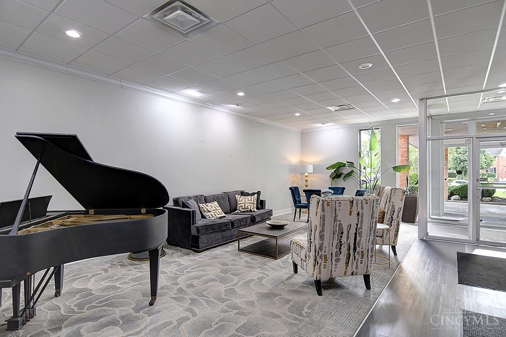 2230 S Patterson 63