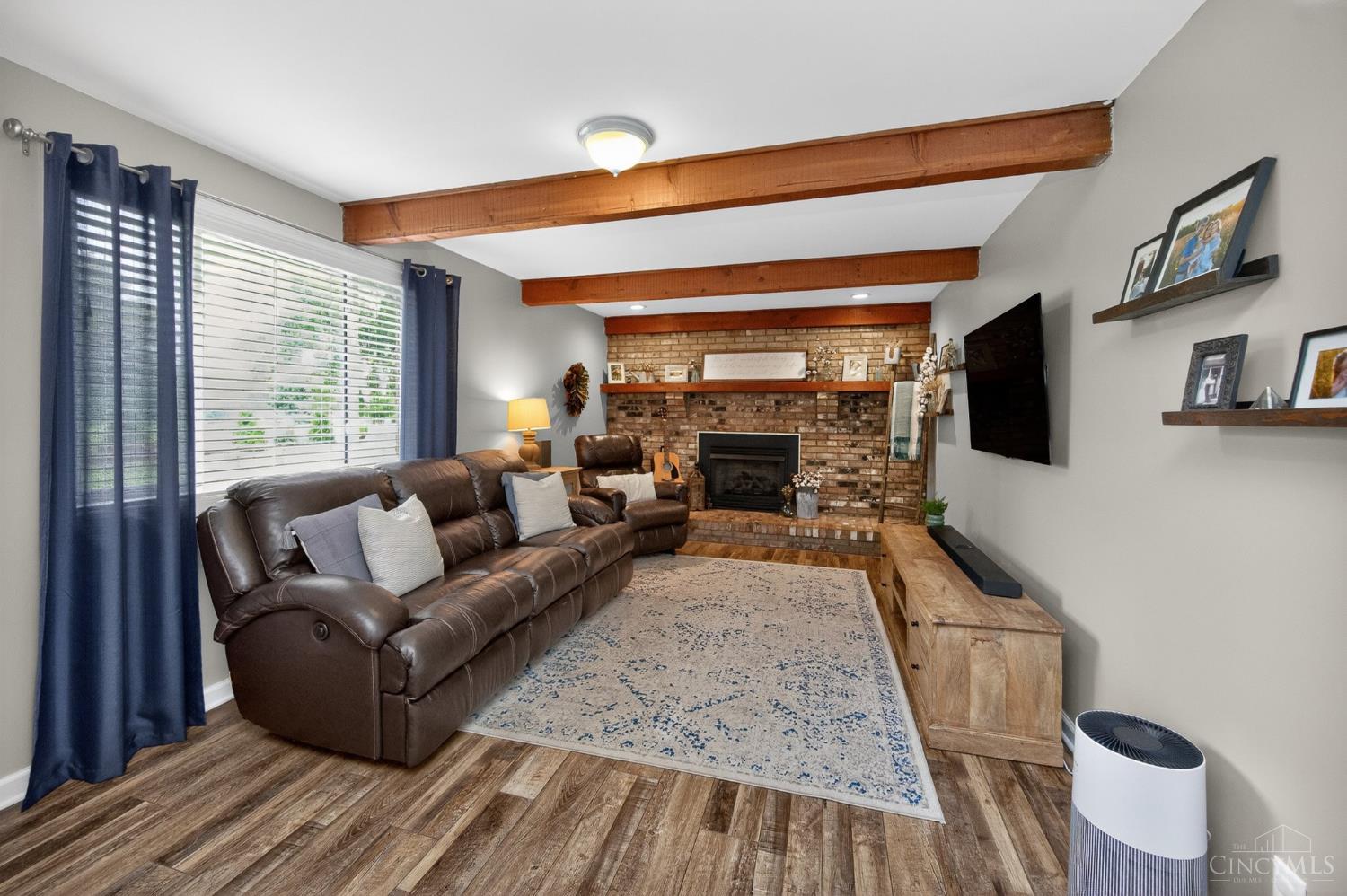 6688 Susan Drive